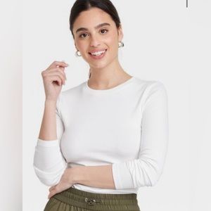 White Long-sleeve shirt